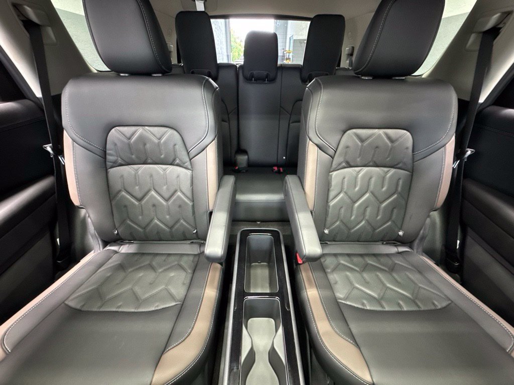 New 2026 Nissan Pathfinder Platinum AWD/4WD image 24