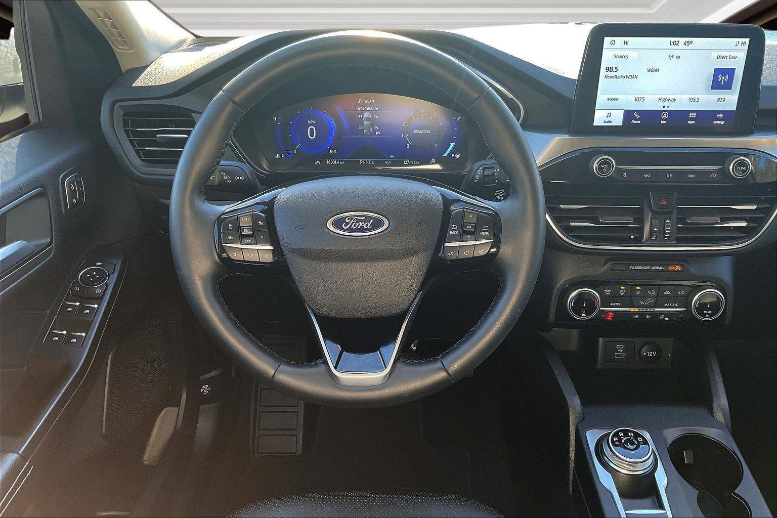 Used 2022 Ford Escape Titanium w/ Class II Trailer Tow Package image 5