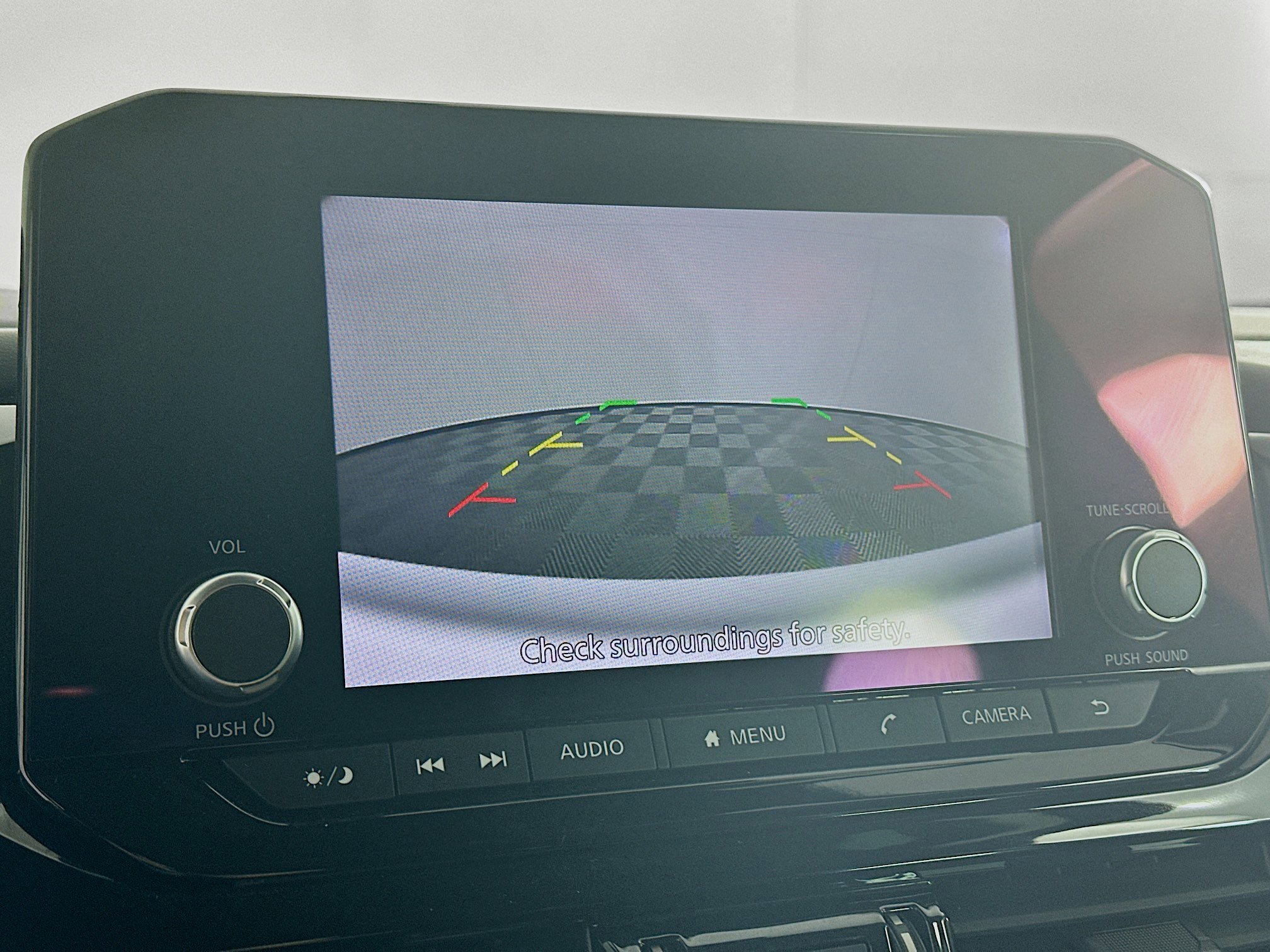 Used 2025 Nissan Pathfinder SV image 22