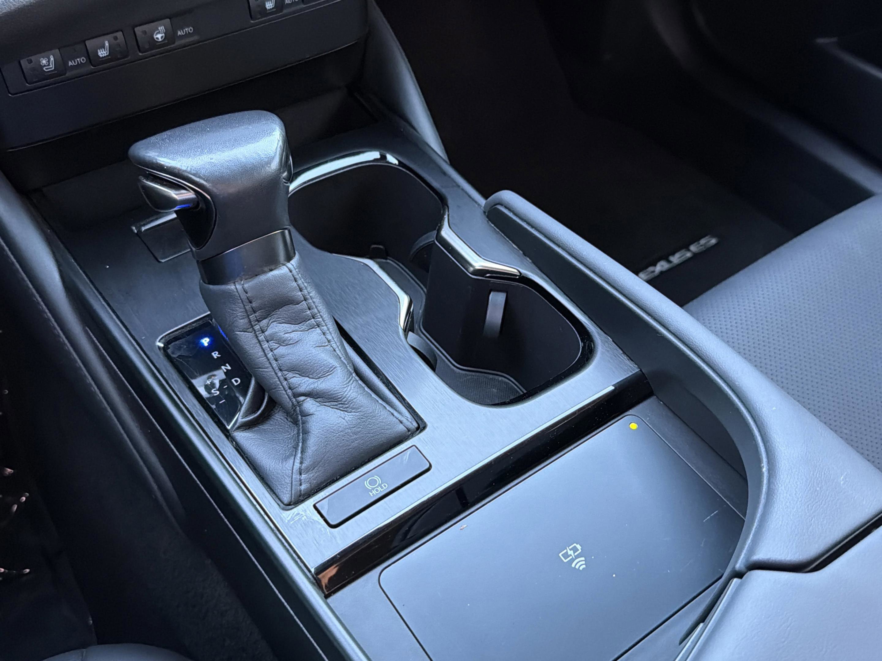 Used 2024 Lexus ES 350 w/ Premium Package image 19