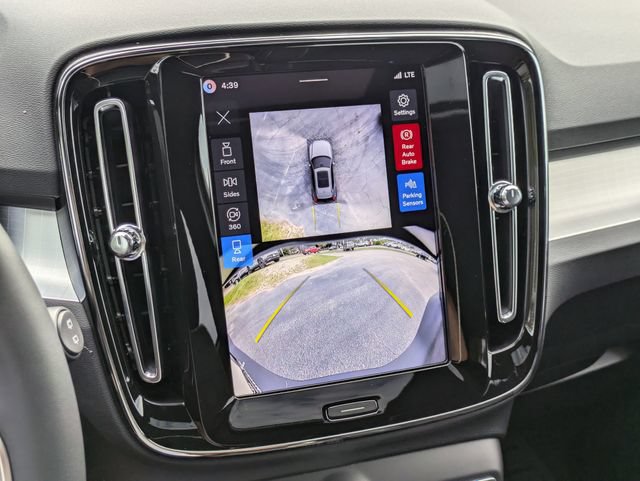 New 2026 Volvo XC40 B5 Ultra w/ Protection Package Premier AWD/4WD image 23