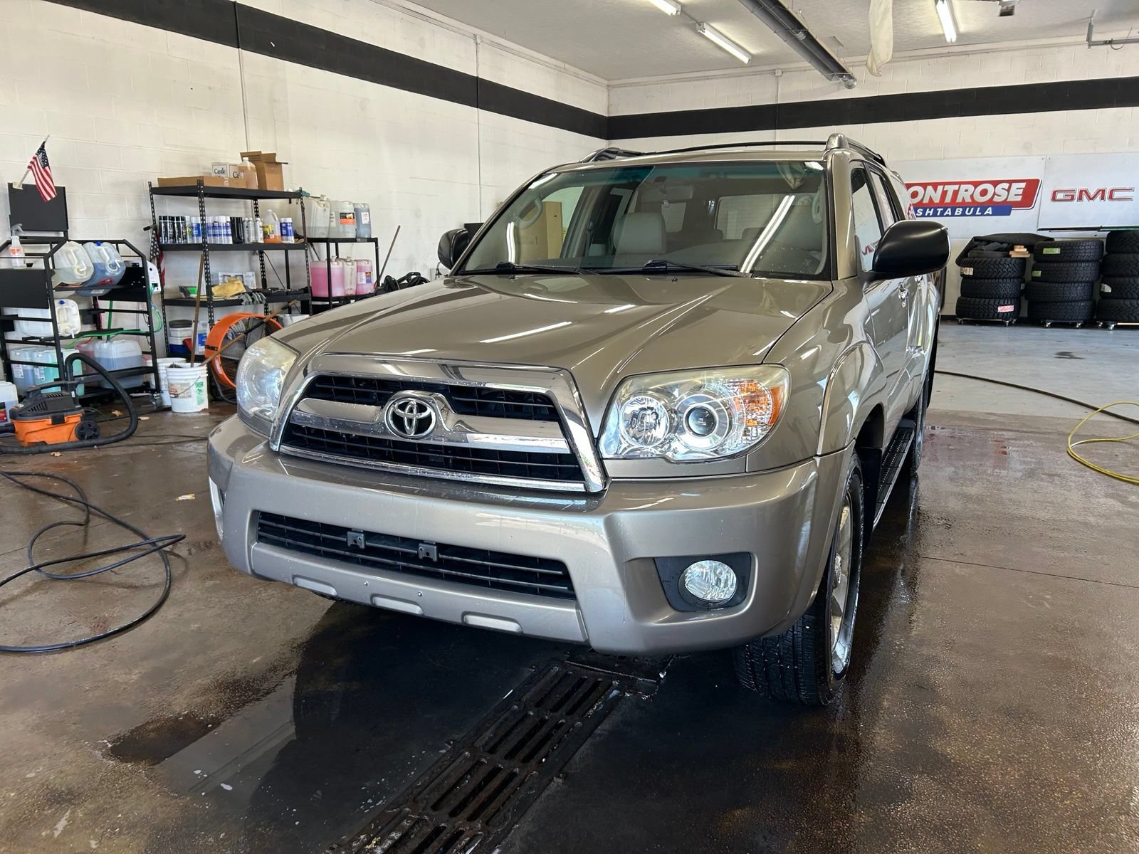 Used 2008 Toyota 4Runner SR5 AWD/4WD image 36