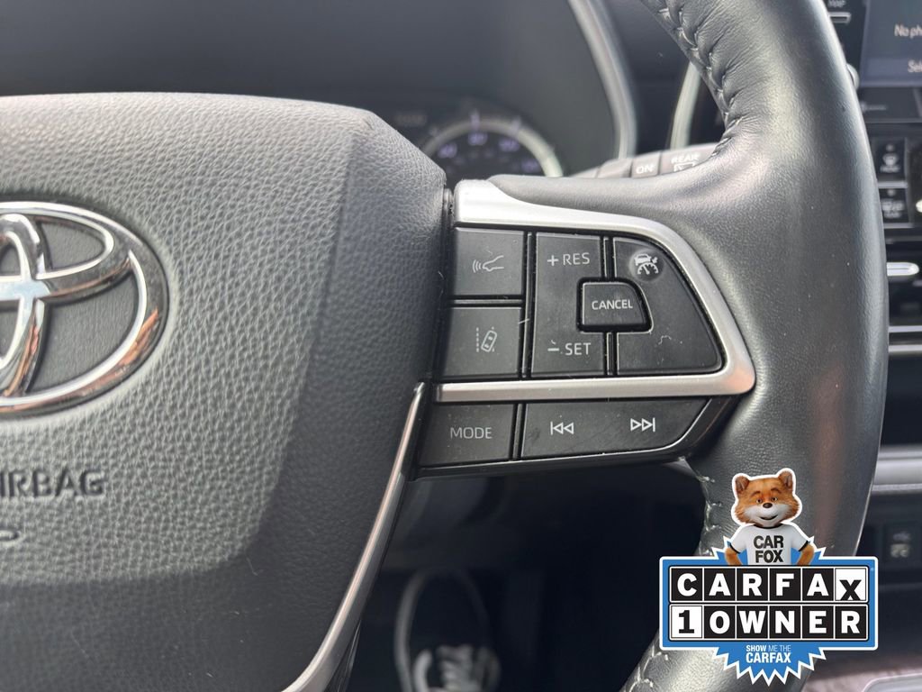 Used 2022 Toyota Highlander Limited image 37