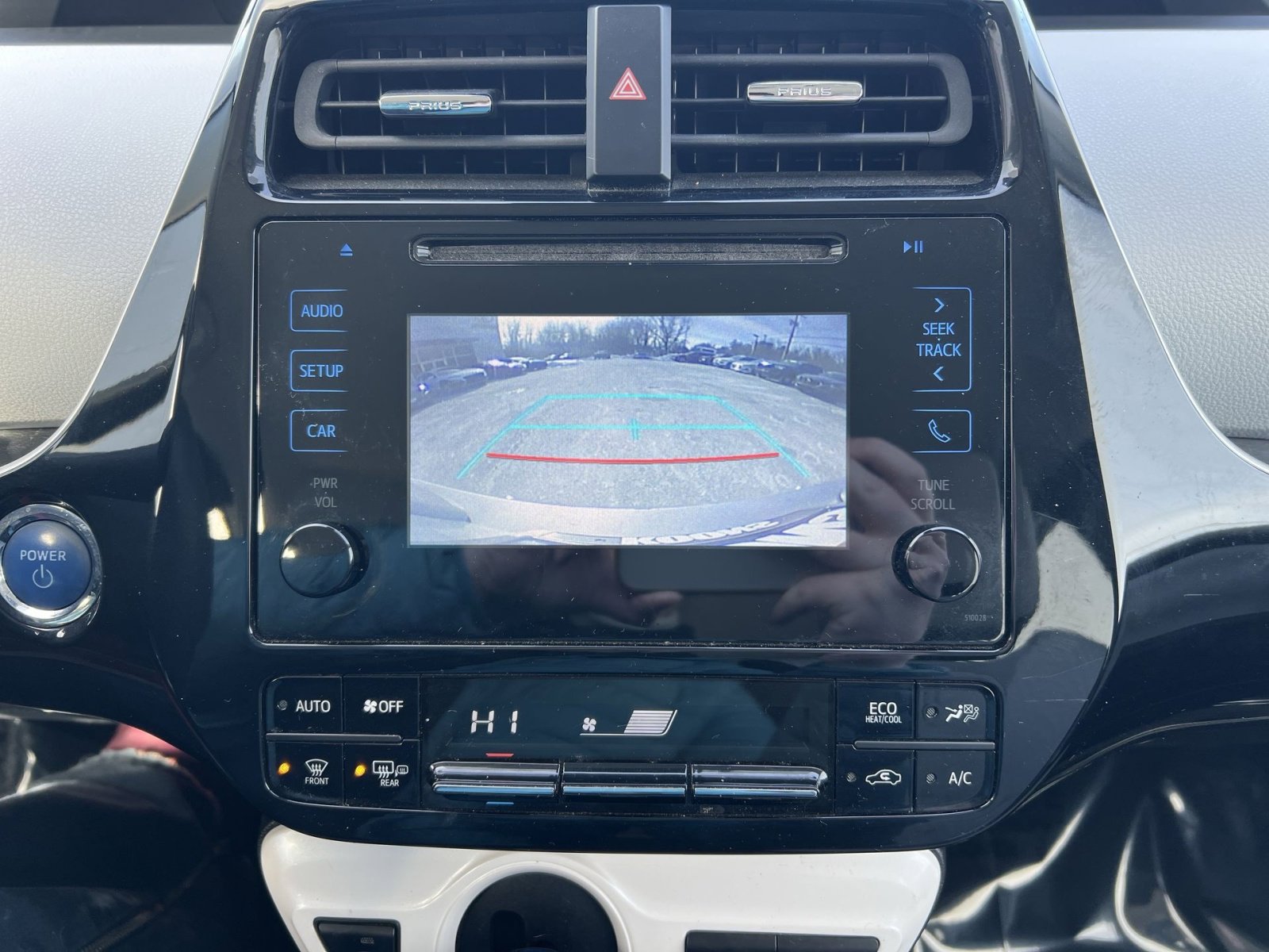 Used 2017 Toyota Prius Two image 18