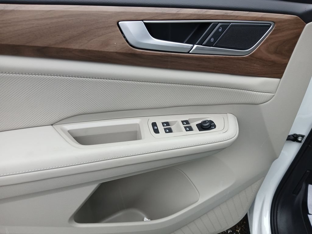 New 2026 Volkswagen Atlas SE FWD image 11