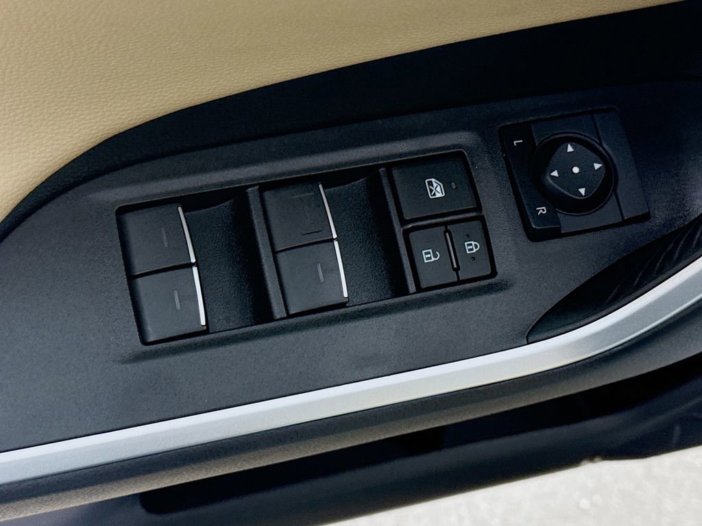 Used 2023 Toyota RAV4 Limited w/ Limited Grade Weather Package image 19
