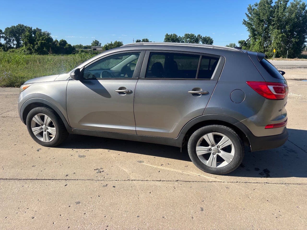 Used 2013 Kia Sportage LX w/ Convenience Pkg FWD image 9