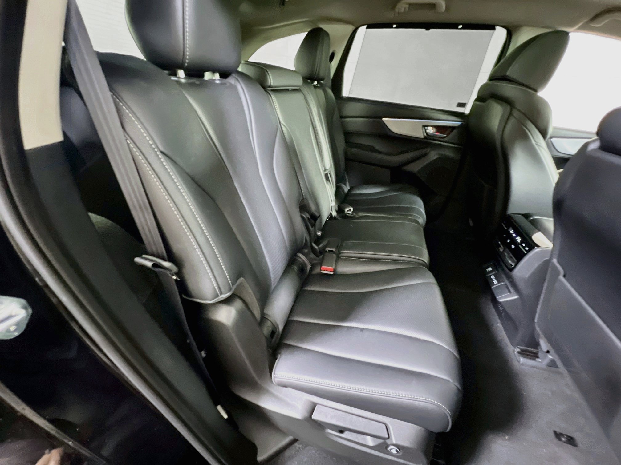 Used 2024 Acura MDX w/ Technology Package AWD/4WD image 30
