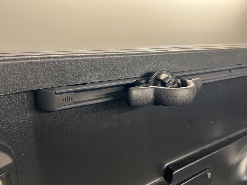 Used 2018 Toyota Tacoma TRD Off-Road image 37