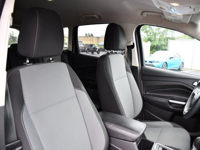 Used 2017 Ford Escape SE AWD/4WD image 30