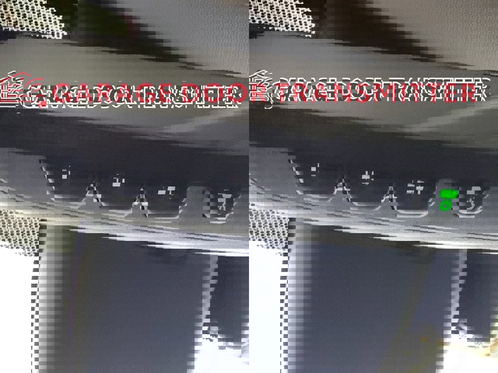 Certified 2022 Toyota Highlander Platinum image 31