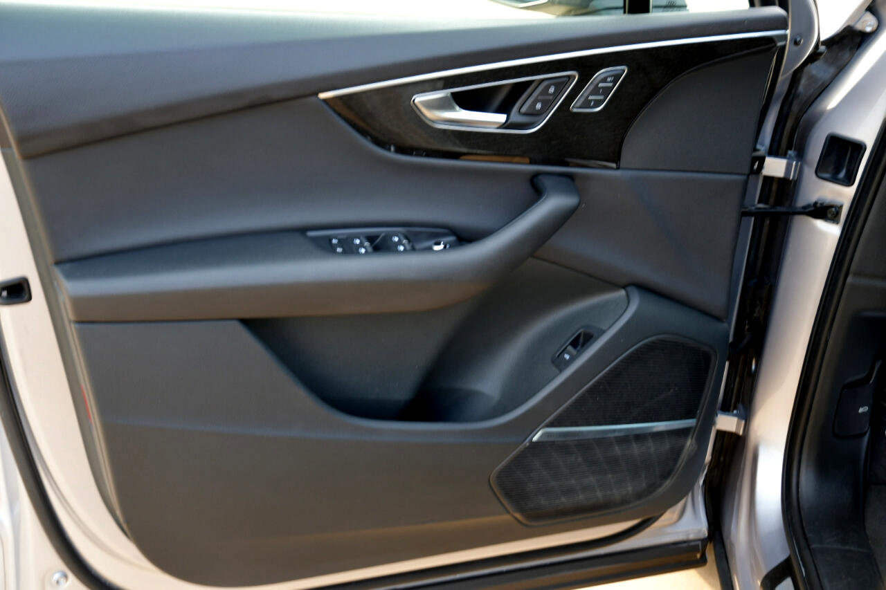 Used 2021 Audi Q7 3.0T Premium Plus image 7