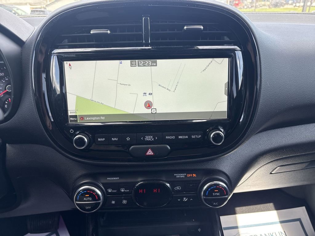 Used 2022 Kia Soul S image 12