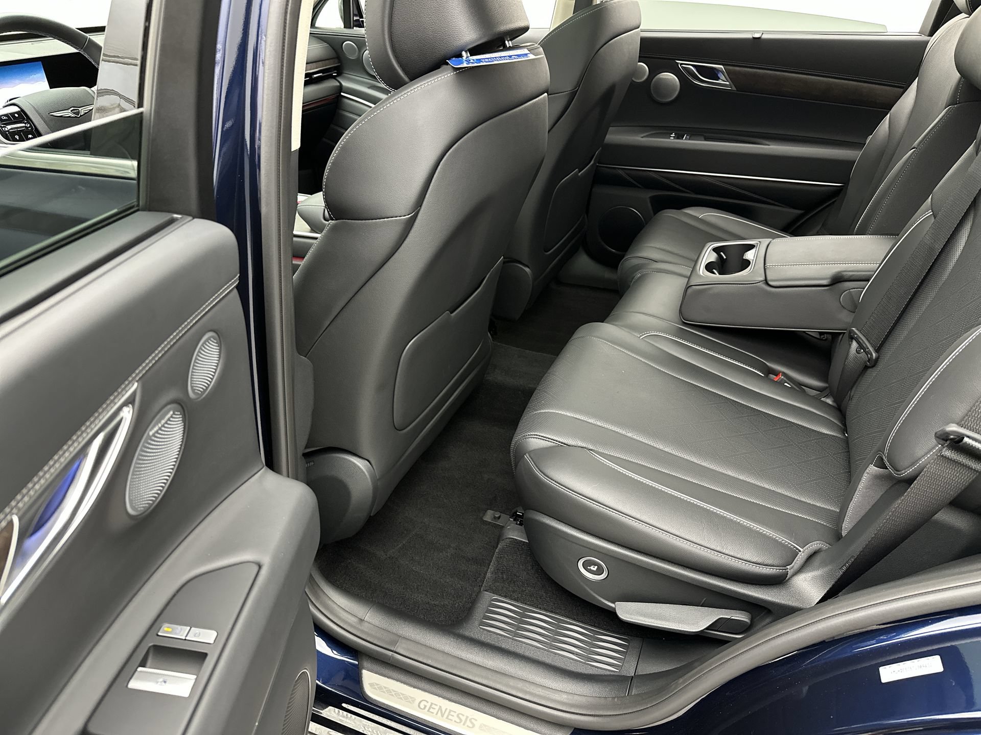 Certified 2026 Genesis GV80 3.5T Advanced AWD/4WD image 23