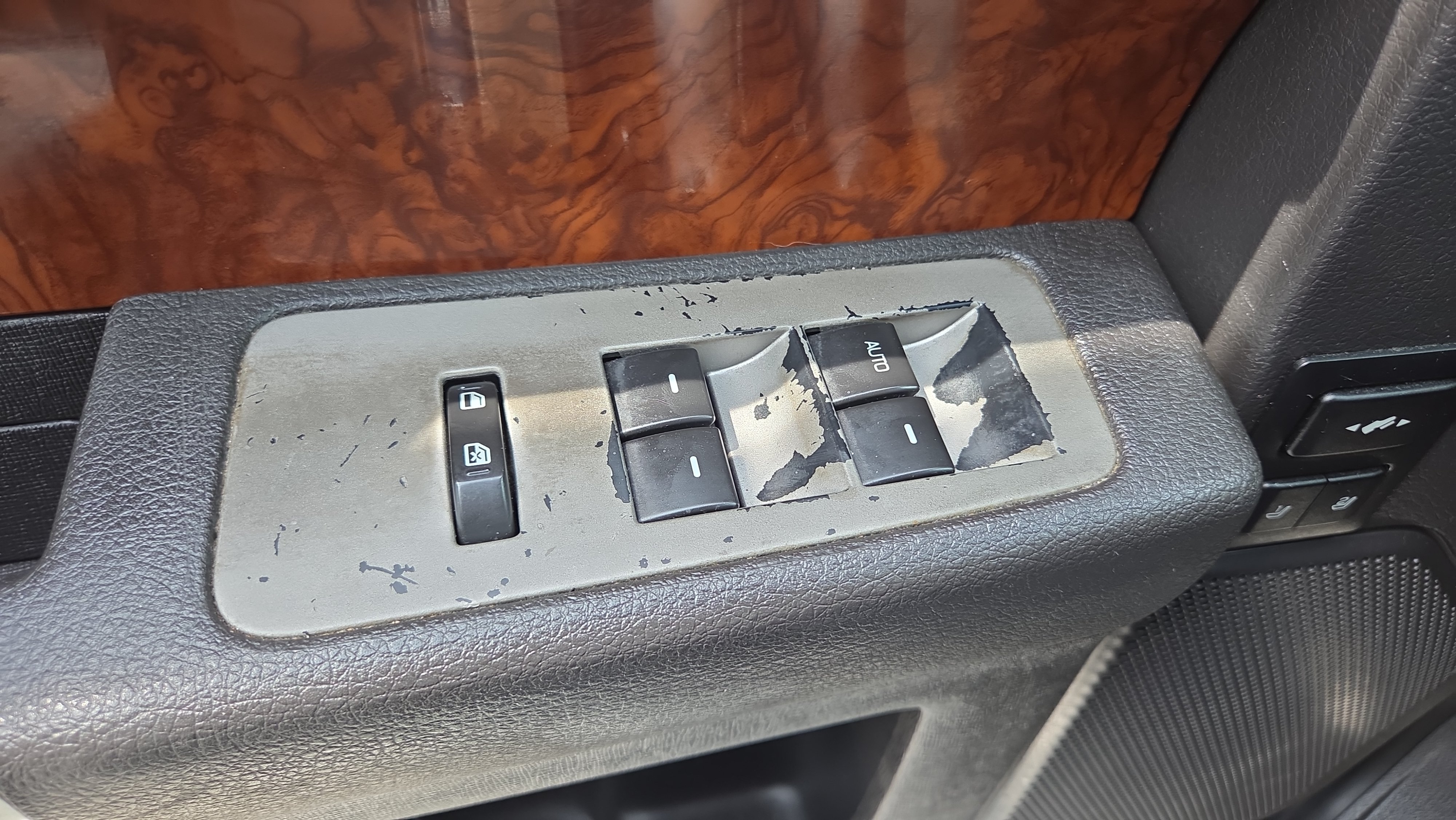 Used 2010 Ford Flex Limited FWD image 32
