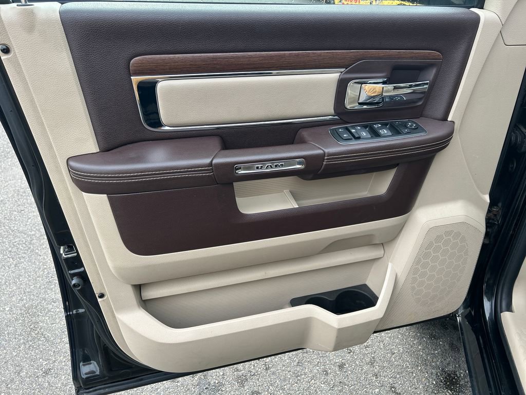 Used 2014 RAM 1500 Laramie w/ Convenience Group AWD/4WD image 20