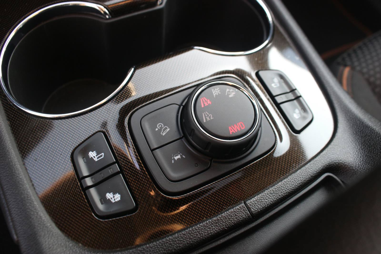 Used 2023 GMC Acadia AT4 AWD/4WD image 24