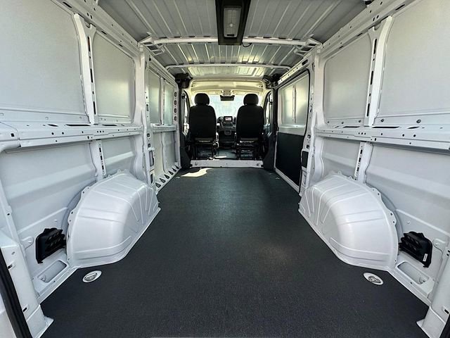New 2024 RAM ProMaster 2500 w/ Convenience Group image 12