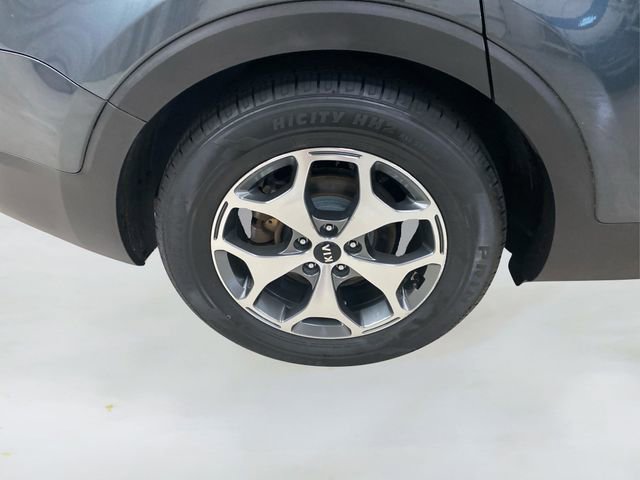 Used 2020 Kia Telluride EX w/ Towing Package image 17