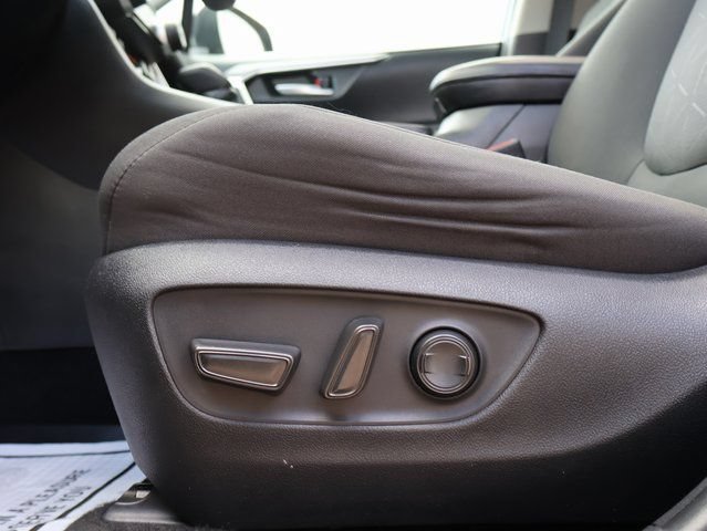 Used 2023 Toyota RAV4 XLE w/ Convenience Package AWD/4WD image 39