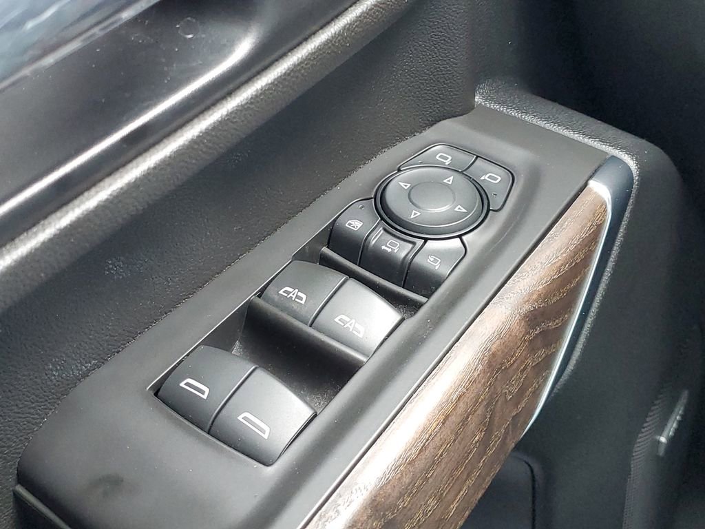 Used 2021 GMC Sierra 3500 Denali w/ Denali Ultimate Package image 32