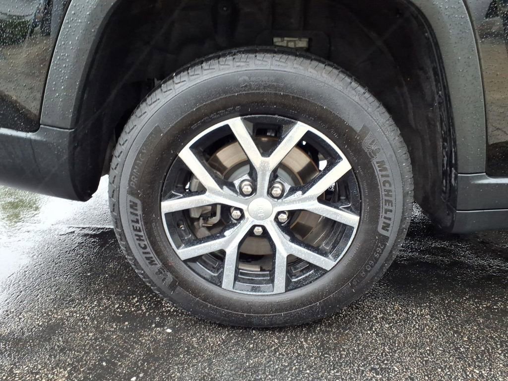 Used 2025 Jeep Grand Cherokee L Limited AWD/4WD image 28