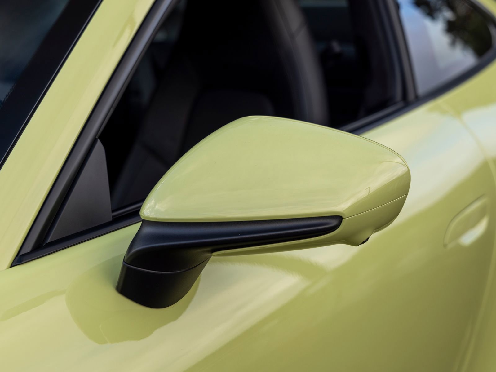 Used 2025 Porsche 911 Carrera 4 GTS image 16