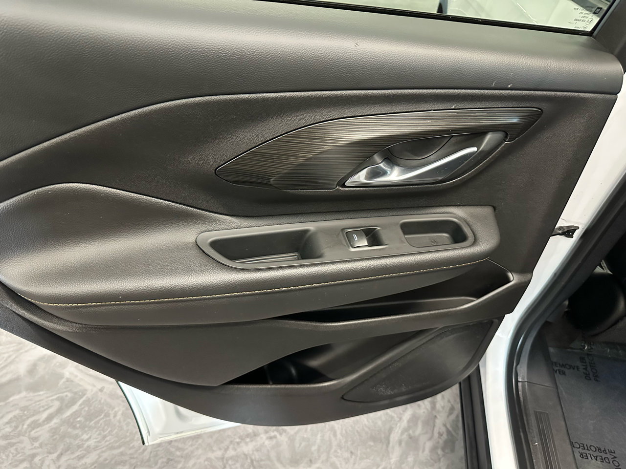 Used 2018 GMC Terrain SLT w/ Infotainment Package II image 10