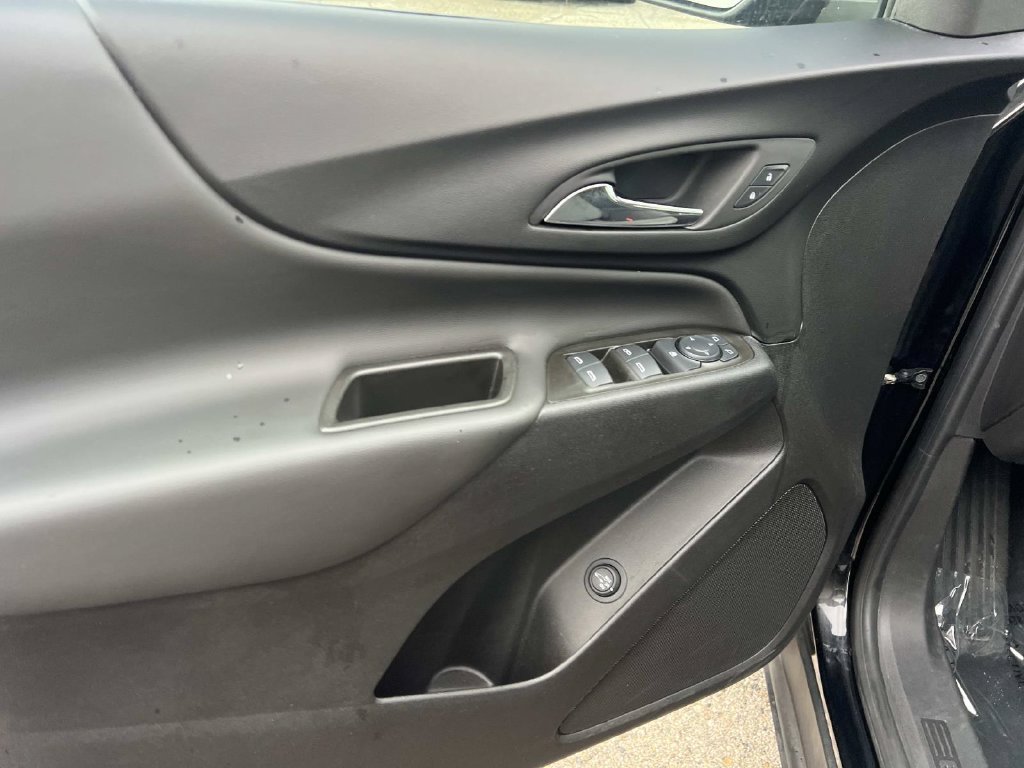 Used 2024 Chevrolet Equinox LT FWD image 13