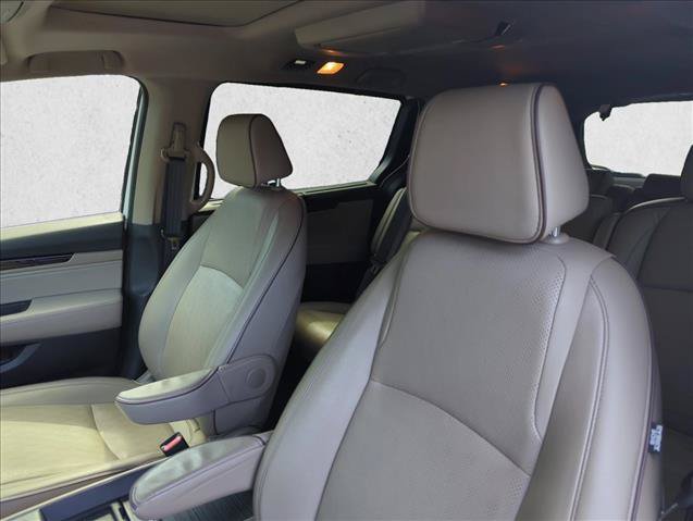 Used 2023 Honda Odyssey Elite image 12