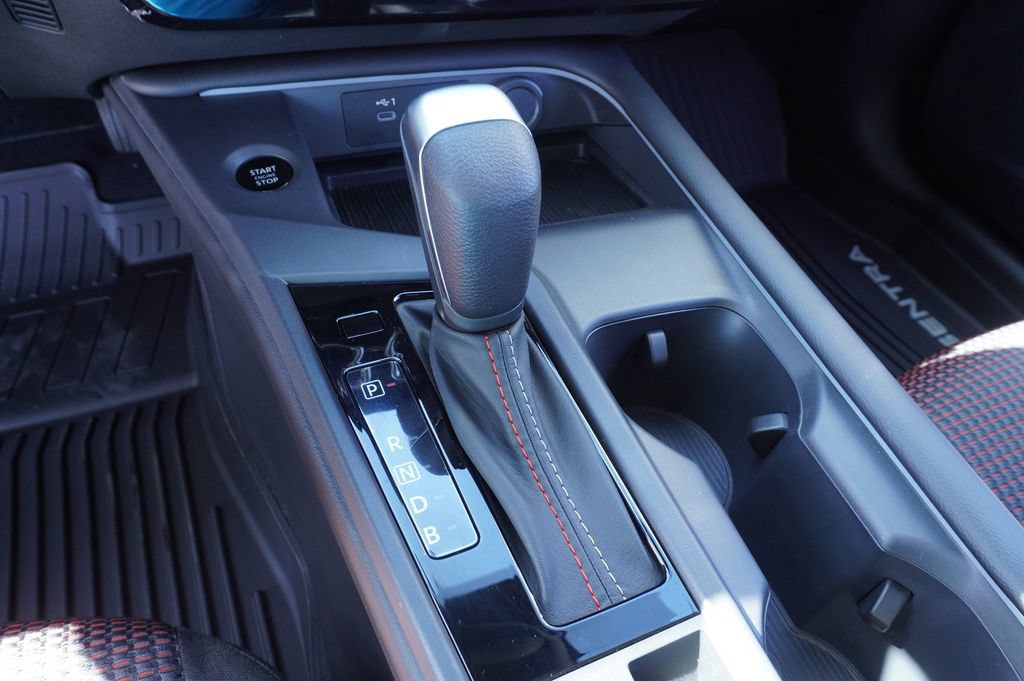New 2026 Nissan Sentra SR w/ Floor Mat Package FWD image 18