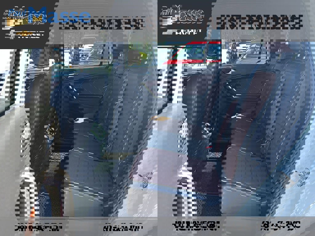 Used 2024 Volkswagen Tiguan SEL R-Line AWD/4WD image 18