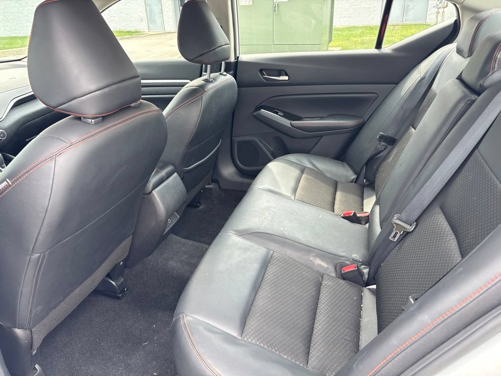Used 2025 Nissan Altima 2.5 SR FWD image 17