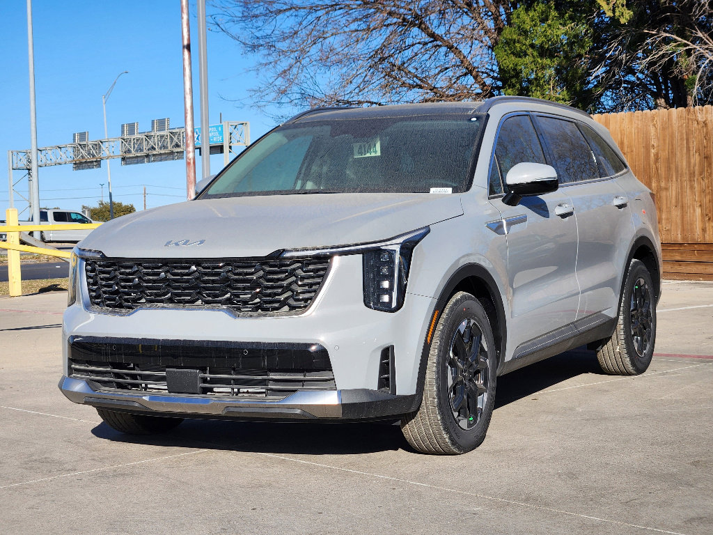 New 2026 Kia Sorento S w/ S Panoramic Sunroof Package image 4