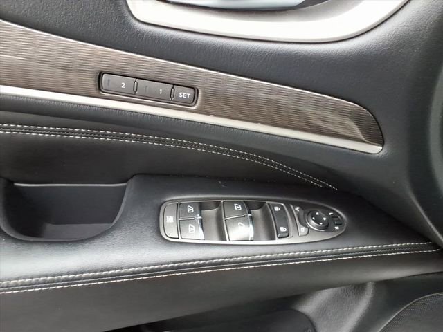 Used 2020 INFINITI QX60 Luxe w/ Essential Package image 27