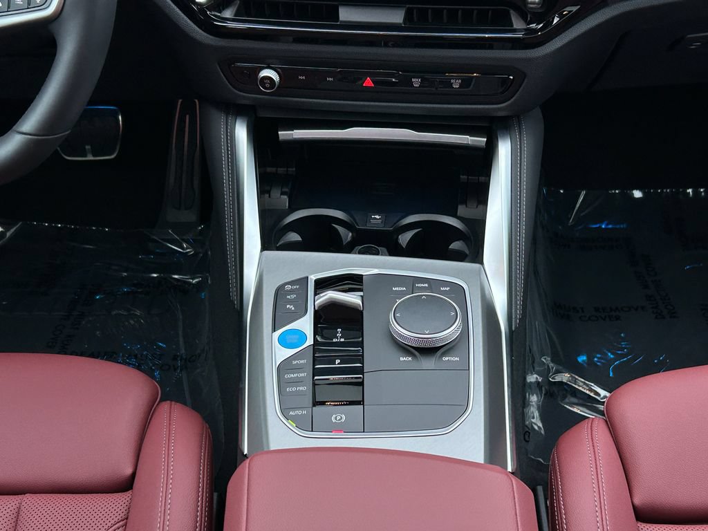 Used 2025 BMW i4 eDrive40 w/ M Sport Package RWD image 27