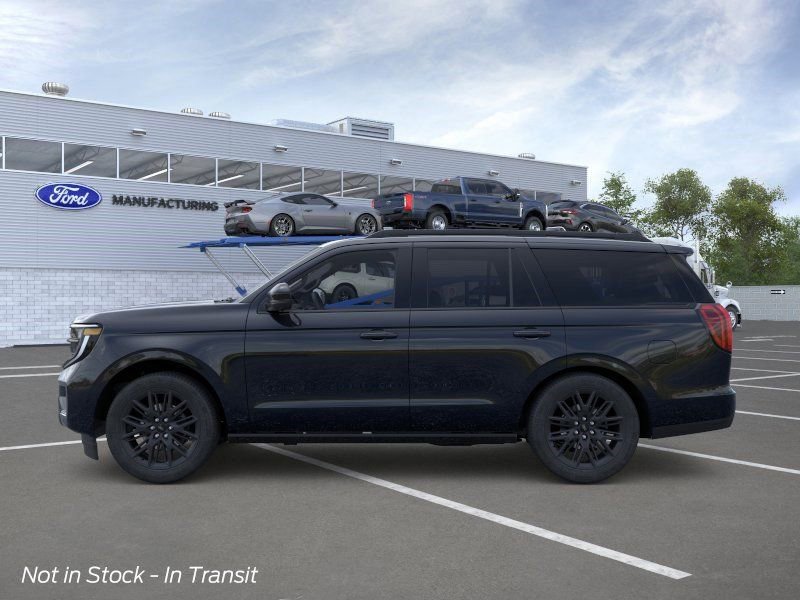 New 2026 Ford Expedition Platinum w/ Stealth Appearance Package AWD/4WD image 3