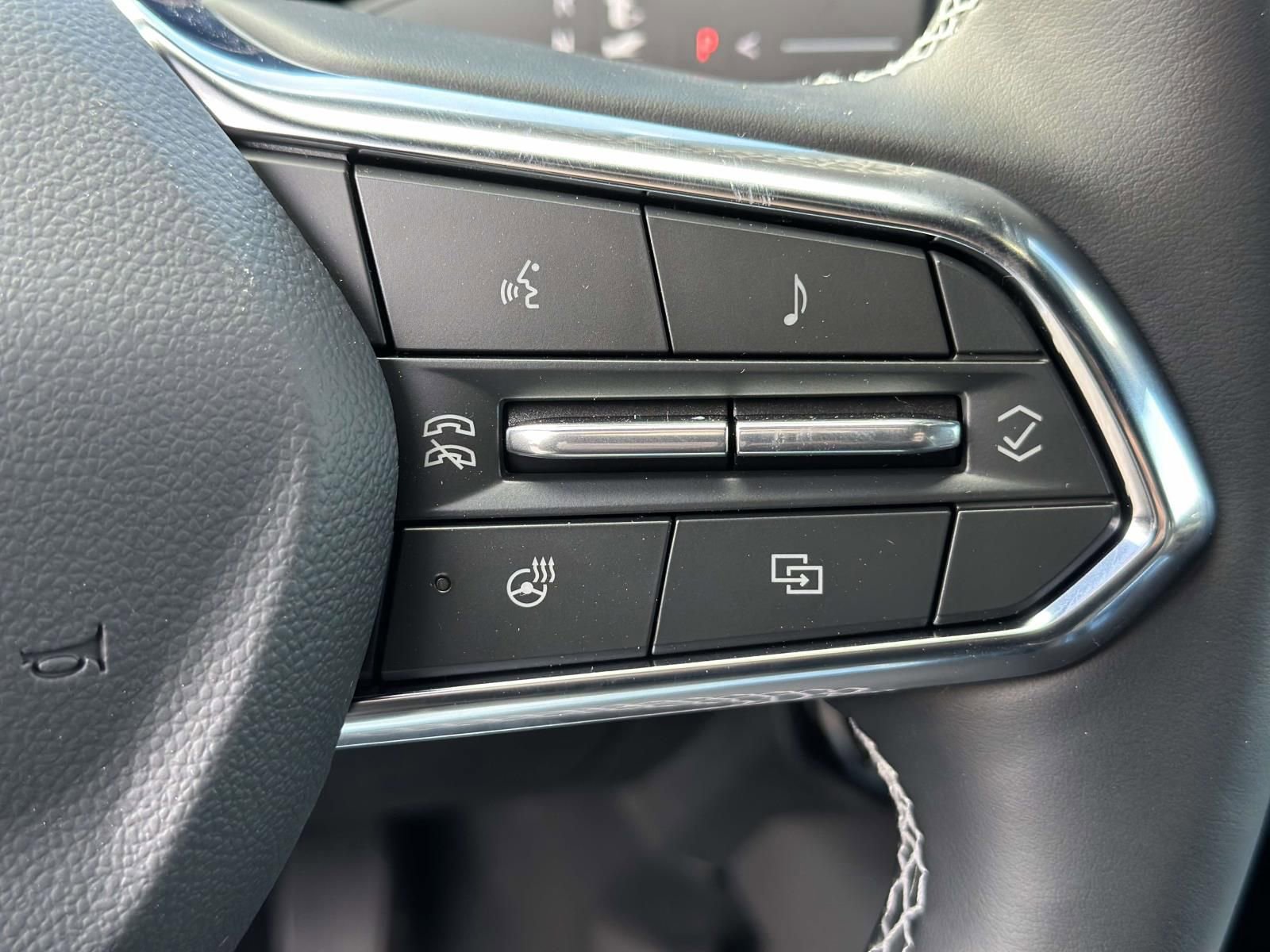 New 2026 Chevrolet Equinox EV LT w/ Convenience Package II image 15