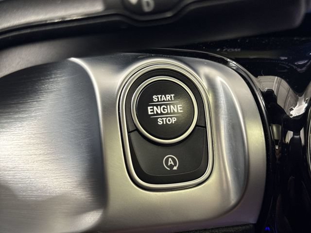 Used 2022 Mercedes-Benz GLB 250 4MATIC image 17