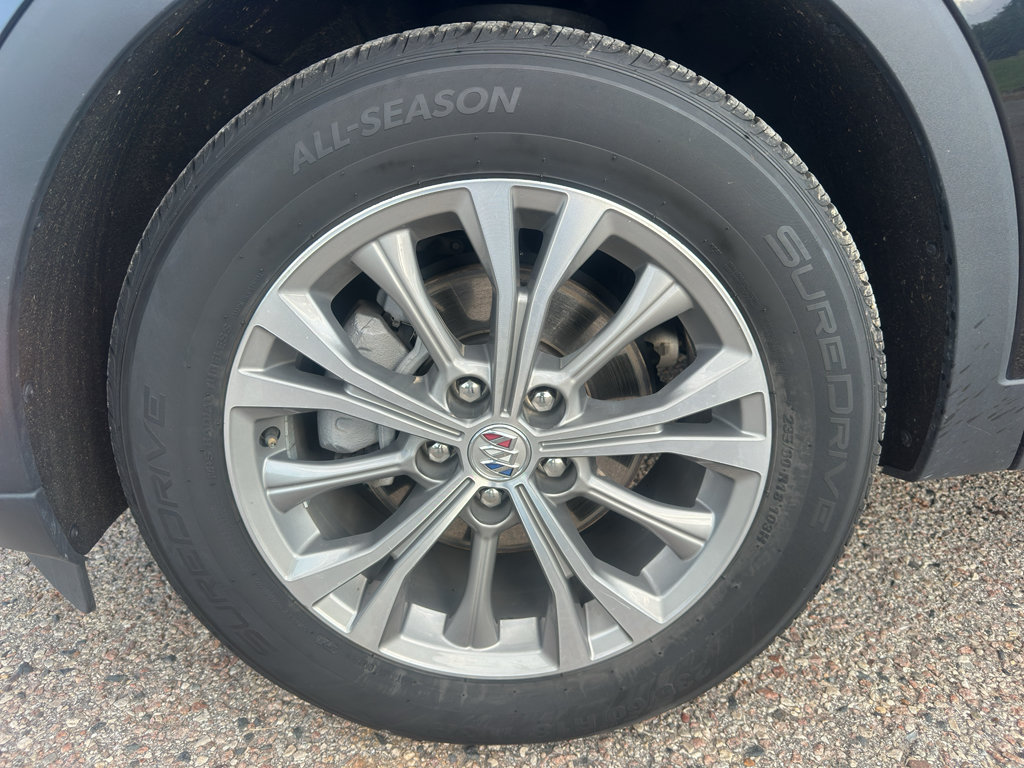 Used 2023 Buick Envision Preferred FWD image 2