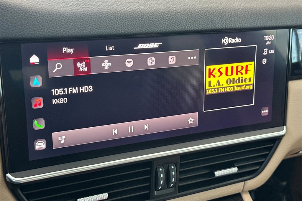 Used 2023 Porsche Cayenne Platinum Edition image 22