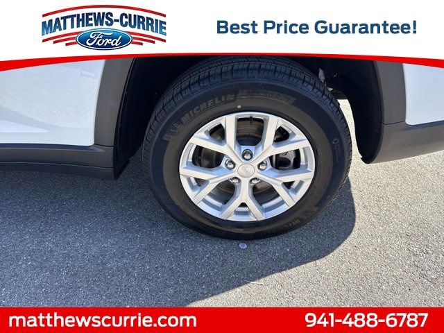 Used 2023 Jeep Grand Cherokee L Limited image 16