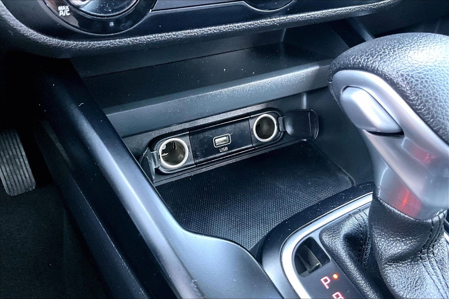 Used 2020 Kia Soul S FWD image 22