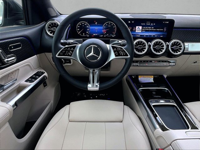 New 2026 Mercedes-Benz GLB 250 image 18