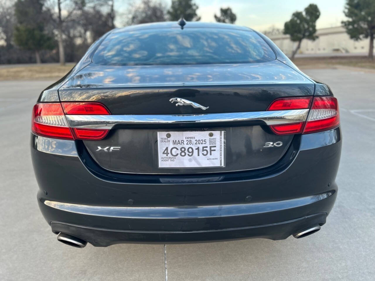 Used 2013 Jaguar XF 3.0 RWD image 7