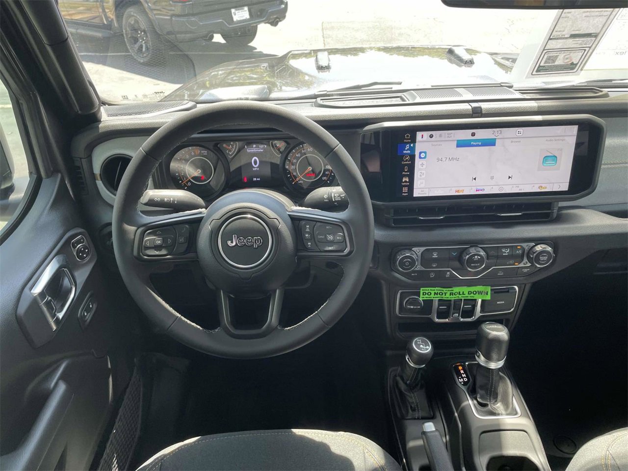 New 2025 Jeep Gladiator Sport image 11