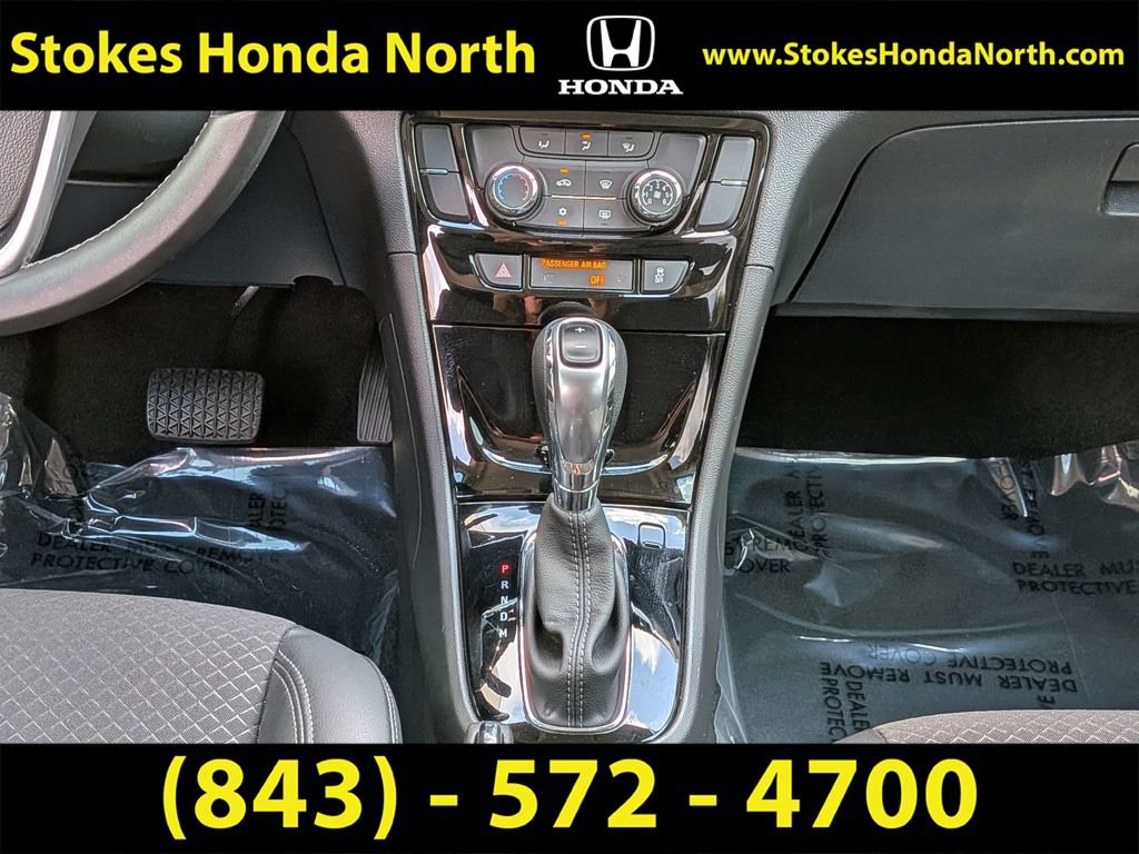 Used 2021 Buick Encore Preferred w/ Safety Package FWD image 21