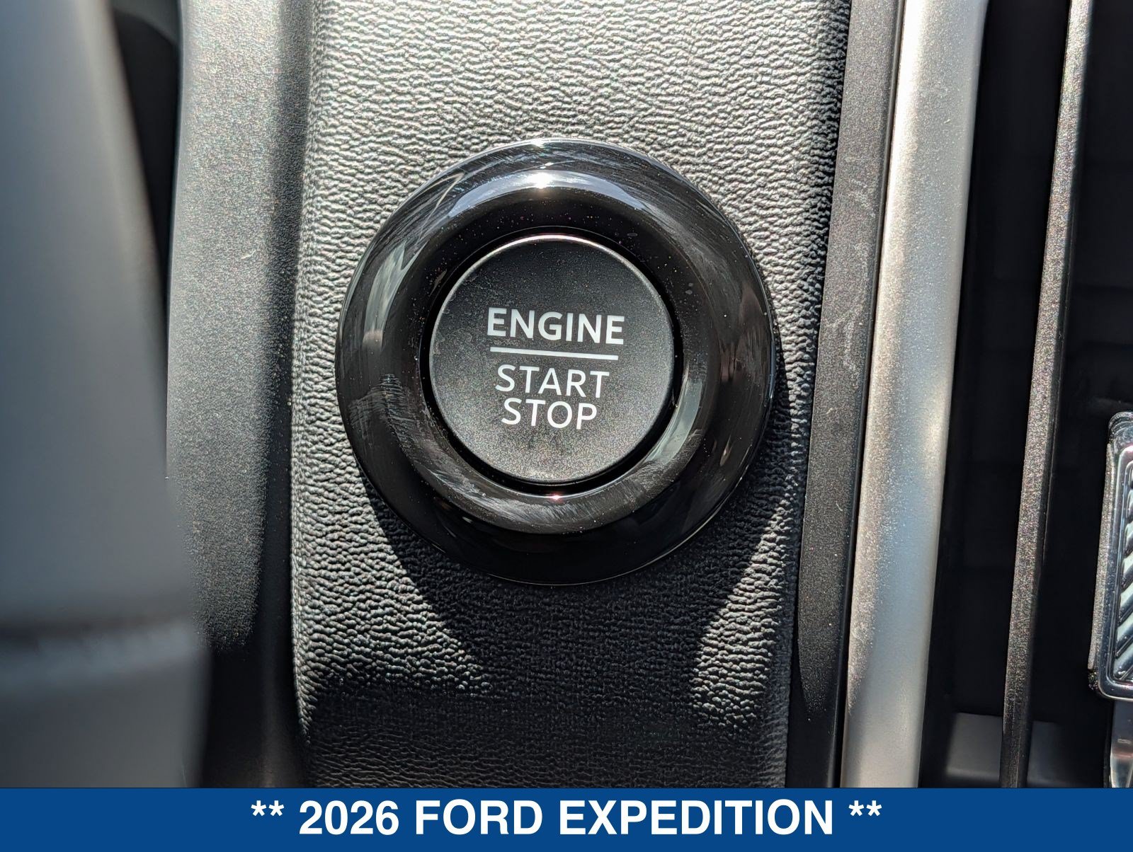 New 2026 Ford Expedition Active RWD image 39