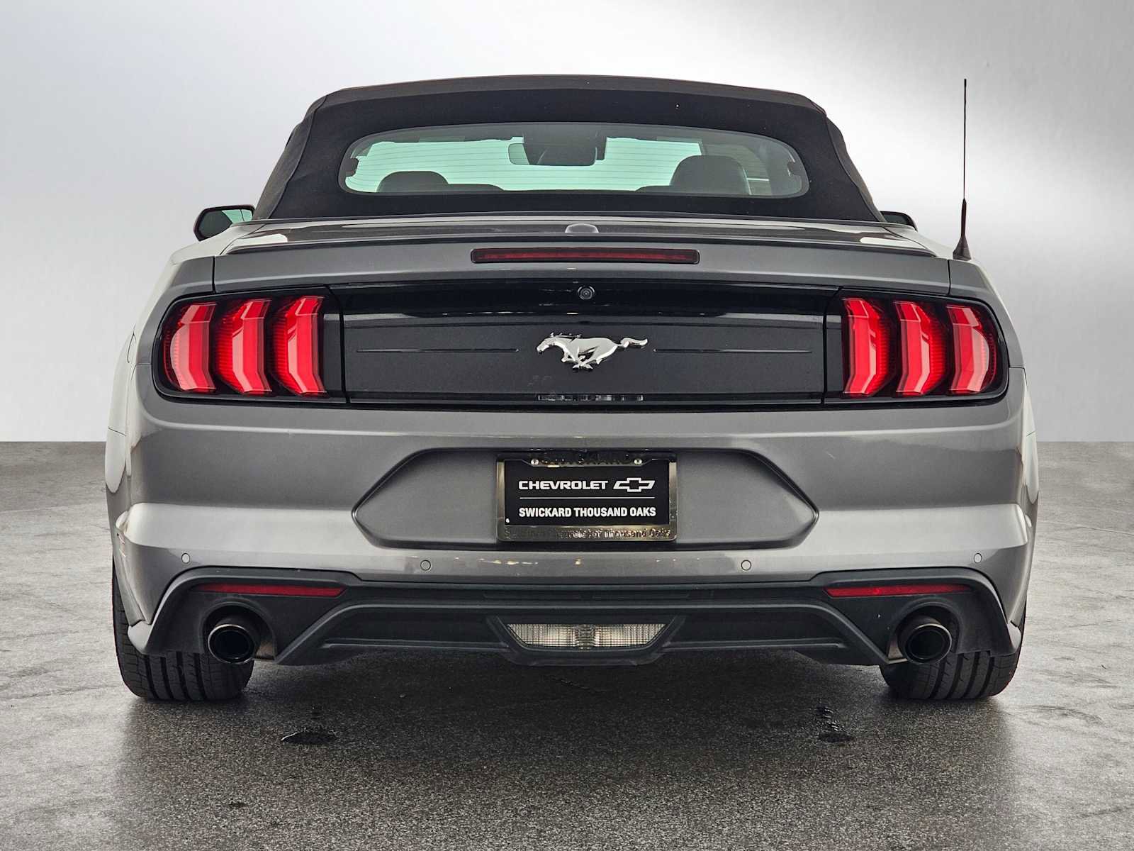 Used 2023 Ford Mustang Premium image 4