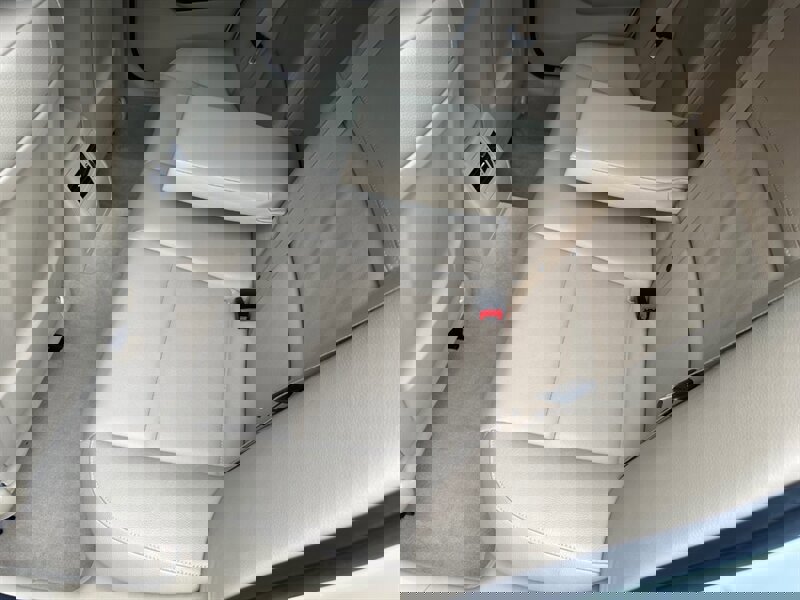 Used 2011 BMW 328i xDrive Sedan image 21